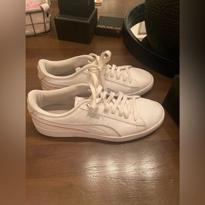 Puma sneakers - white w pastel lines